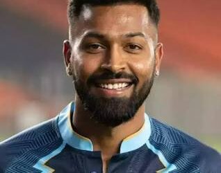 मुंबई में शामिल हुए हार्दिक पंड्या:GT और MI के बीच डील, एमएस धोनी CSK की कप्तानी करेंगे