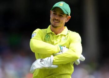 बिग बैश लीग खेलने के लिए डीकॉक ने जल्दी संन्यास लिया