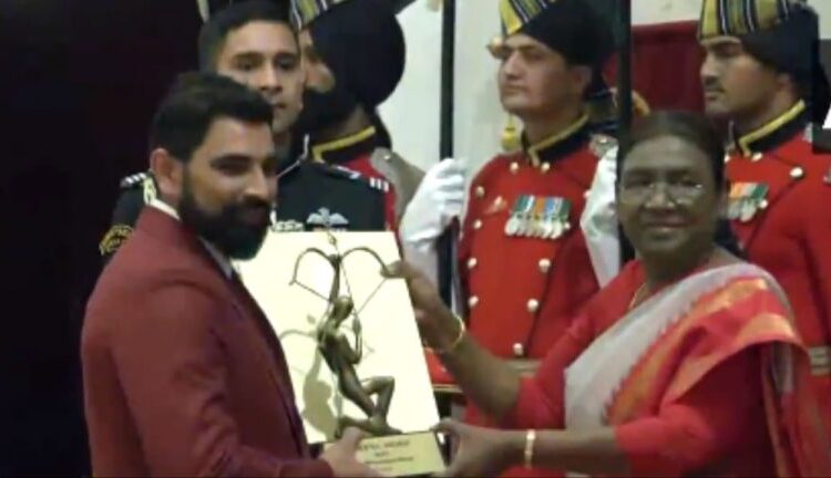 मोहम्मद शमी समेत 26 खिलाड़ियों को मिला अर्जुन अवॉर्ड