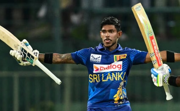 पथुम निसंका ने रचा इतिहास, दोहरा शतक लगाने वाले पहले श्रीलंकाई क्रिकेटर बने
