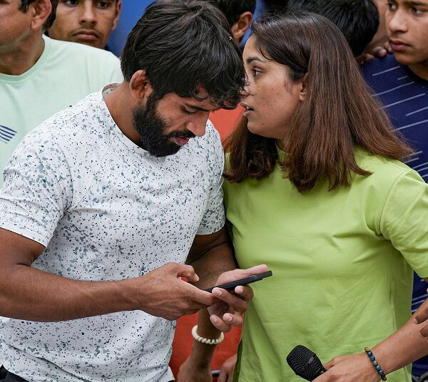 हार मानने को तैयार नहीं पहलवान, कोर्ट का खटखटाया दरवाजा