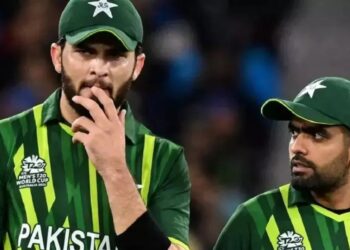 शाहीन अफरीदी से छिन सकती है पाकिस्तान के कप्तान की कमान, बाबर आजम फिर बनेंगे कैप्टन?