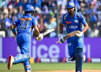 IPL 2024: रोहित शर्मा के आउट होते ही बोला हार जाएगी मुंबई इंडियंस, बुजुर्ग को गवानी पड़ी जान