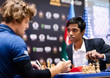 शतरंज: प्रज्ञानानंद ने क्लासिकल गेम में पहली बार मैग्नस कार्लसन को हराया