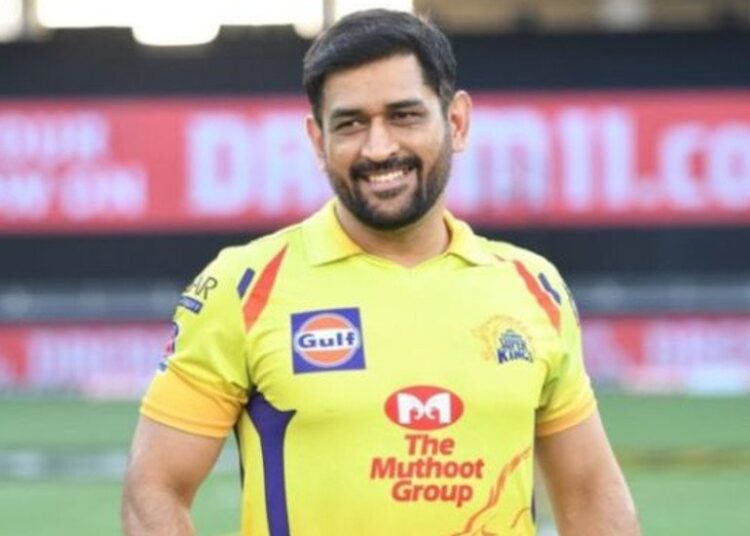 महेंद्र सिंह धोनी की चोट पर बड़ी खबर, इलाज के लिए जाएंगे लंदन!