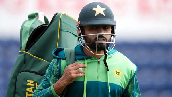 क्या फिर पाकिस्तान टीम की कप्तानी छोड़ सकते है बाबर आजम?