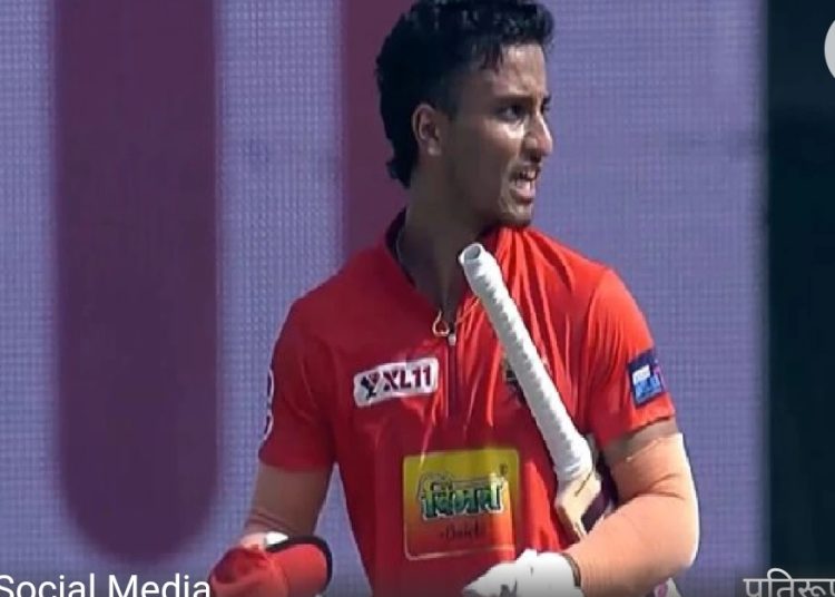 आयुष ने 19 छक्के जड़कर t20 में बनाया नया रिकॉर्ड