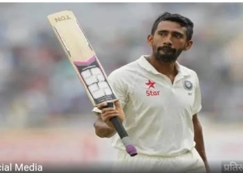 विकेटकीपर बल्लेबाज रिद्धीमान साहा ने 3 नवंबर को संन्यास का ऐलान किया था। अब साहा ने सोशल मीडिया के जरिए कहा था कि वह उनका आखिरी रणजी सीजन होगा, जिसमें वह बंगाल के लिए खेल रहे हैं। अब साहा ने बताया कि कैसे उन्होंने टीम इंडिया के पूर्व कप्तान सौरव गांगुली के कहने पर अपने संन्यास का फैसला बदल लिया था।
