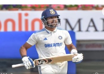 ऑस्ट्रेलिया के खिलाफ ध्रुव जुरैल रहे सबसे सफल बल्लेबाज, विकेटों के मामले में मुकेश कुमार सबसे आगे