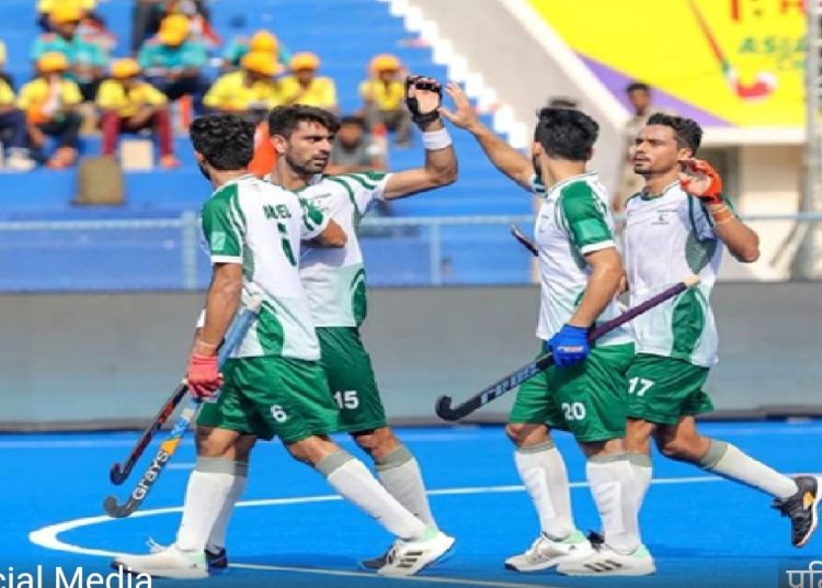 कर्ज में डूबा पाकिस्तान.. अब दुनियाभर में हो रही फजीहत, इस बड़े टूर्नामेंट से हो गया बाहर