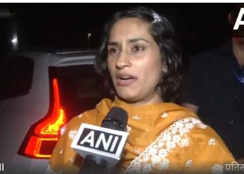 विनेश फोगाट ने सरकारी नौकरी को छोड़ 4 करोड़ रुपये के कैश प्राइज को चुना, हरियाणा सरकार ने दिया था ऑप्शन