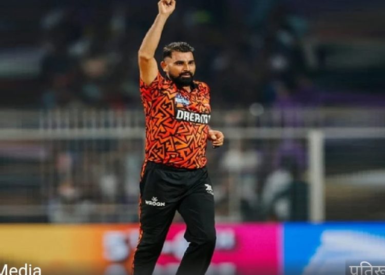 पहली गेंद पर कुल चार बार विकेट लेकर मोहम्मद शमी ने रिकॉर्ड बनाया