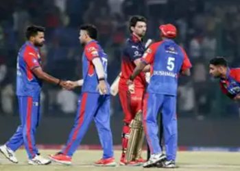 अक्षर पटेल की घटिया कप्तानी और 13वां ओवर… इन 4 चूक से दिल्ली ने बेंगलुरु को गिफ्ट कर दिया मैच