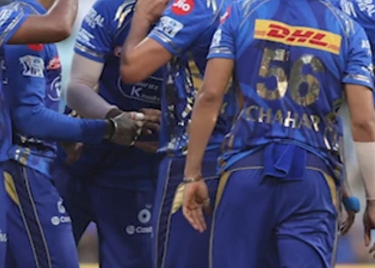 मुंबई इंडियंस लगातार पांचवीं जीत से नंबर-2 पर पहुंची:लखनऊ को 54 रन से हराया, बुमराह को 4 विकेट; सूर्या-रिकेलटन की फिफ्टी