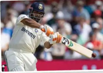 शतक के साथ ऋषभ पंत ने बदल दिया रिकॉर्ड बुक, बड़े-बड़े दिग्गज टेस्ट में छूट गए पीछे!