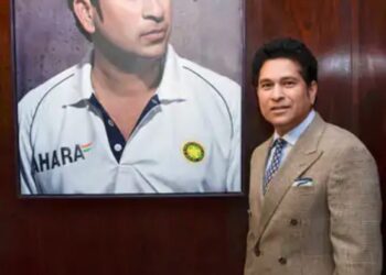 लॉर्ड्स के म्यूजियम में सचिन तेंदुलकर की पेंटिंग:18 साल पुरानी फोटो से बनी है, अगले साल यहां से हटकर लॉर्ड्स के पवेलियन में लगेगी