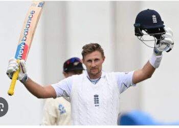 जो रूट के शतक से इंग्लैंड ने बनाई पकड़