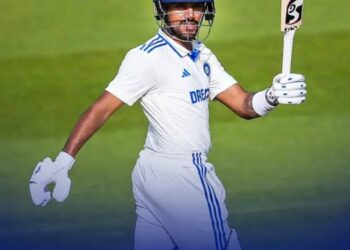 लखनऊ में देवदत्त पडिक्कल 150 रन बनाकर आउट:ध्रुव जुरैल ने खेली 140 रनों की पारी,