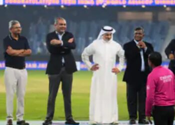 PCB चीफ बोले– मैं कार्टून की तरह खड़ा था:BCCI के सवाल पर कहा– भारत मुझसे एशिया कप ट्रॉफी नहीं लेगा, ये नहीं बताया गया