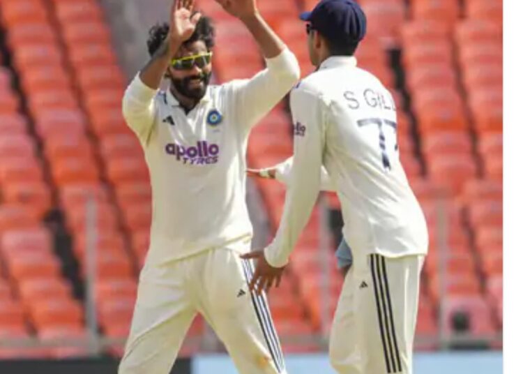 भारत ने वेस्टइंडीज को ढाई दिन में हरा दिया