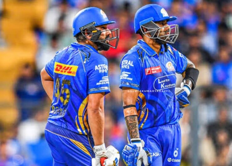 रनों की दौड़ में रोहित से आगे निकल पाएंगे सूर्या ?