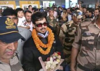 वर्ल्ड कप जीत कर आए हैं अच्छे सवाल कीजिए ,कीर्ति आजाद के बेकार सवाल  मत पूछिए