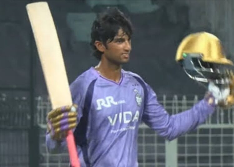 केकेआर के युवा बल्लेबाज अंगकृष पर एक्शन