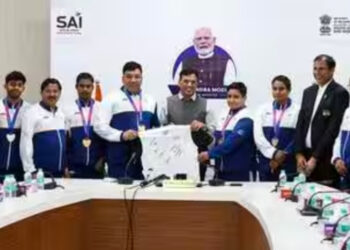 खेल मंत्री मनसुख मांडविया ने CWG मेडलिस्ट्स को किया सम्मानित, बोले- अब नए चैंपियन तैयार करें